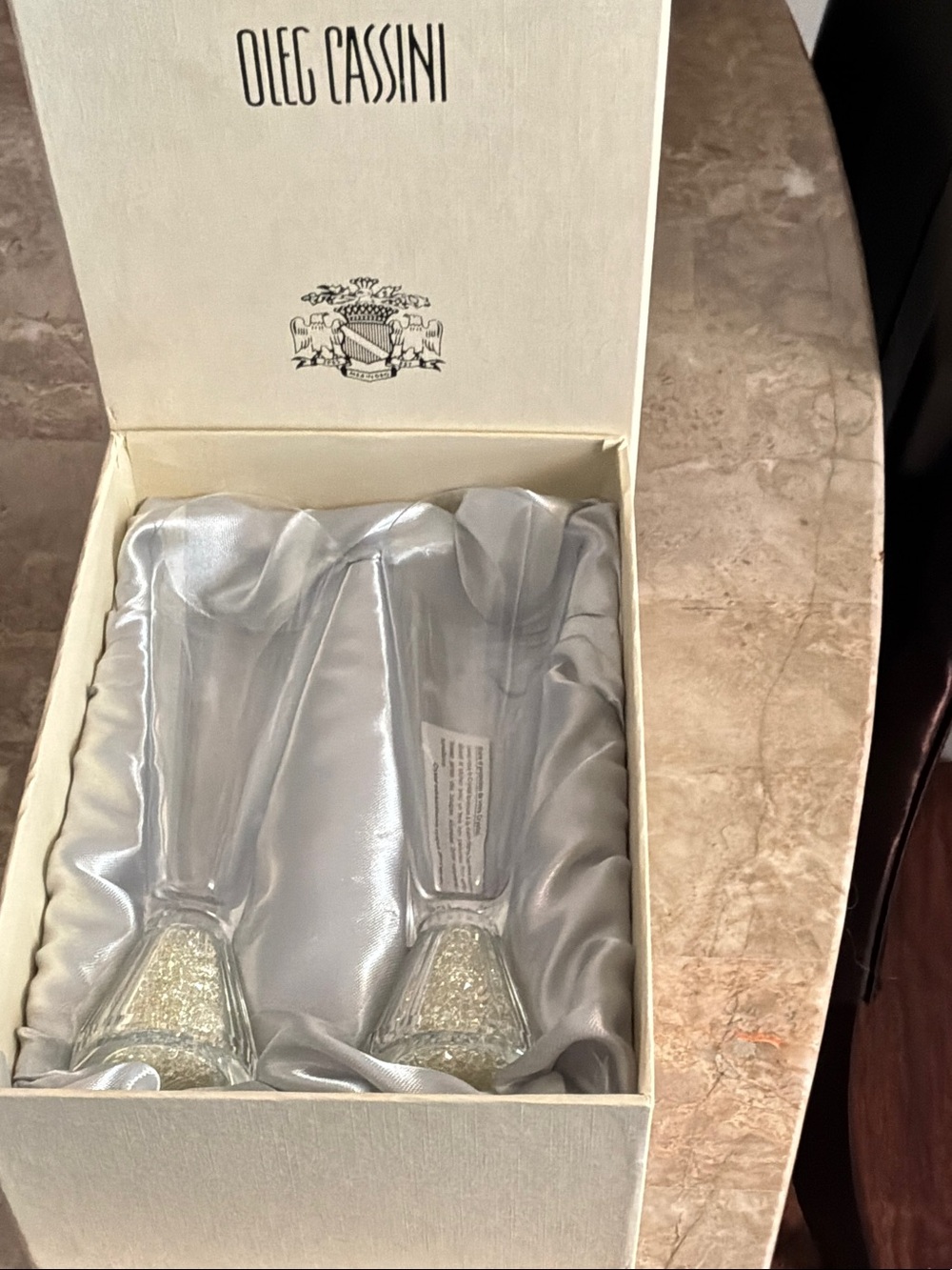 Oleg Cassini Clear Crystal Champagne Flutes with Sparkling Bases